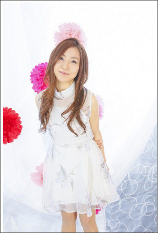 板野成美4