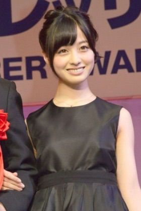橋本環奈15
