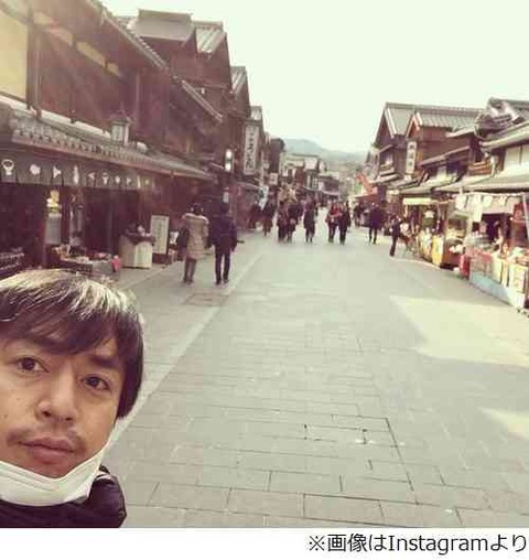徳井義実2