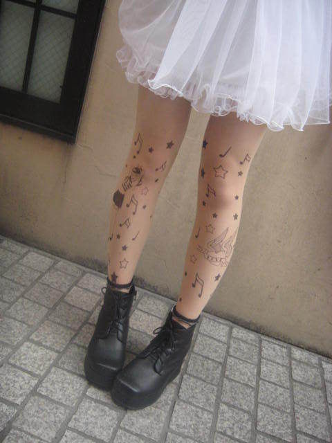タトゥータイツ