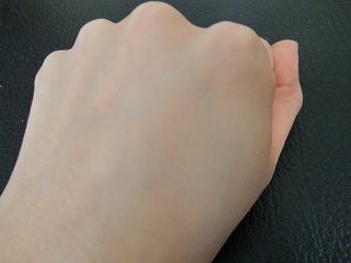 手の甲の血管