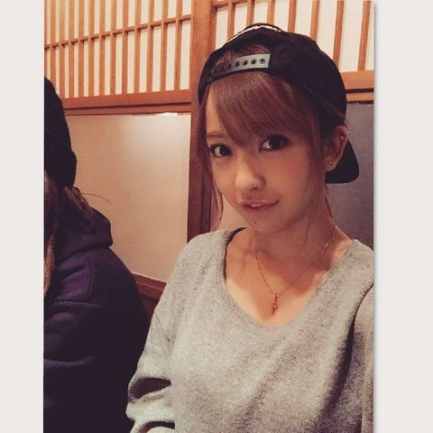 板野友美5