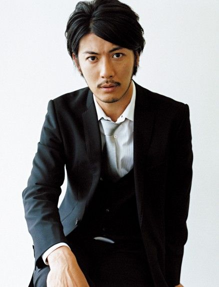 玉山鉄二