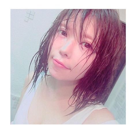 板野友美10