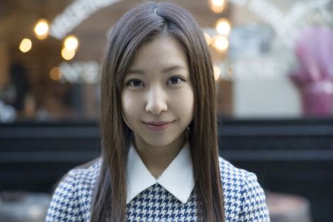 板野成美