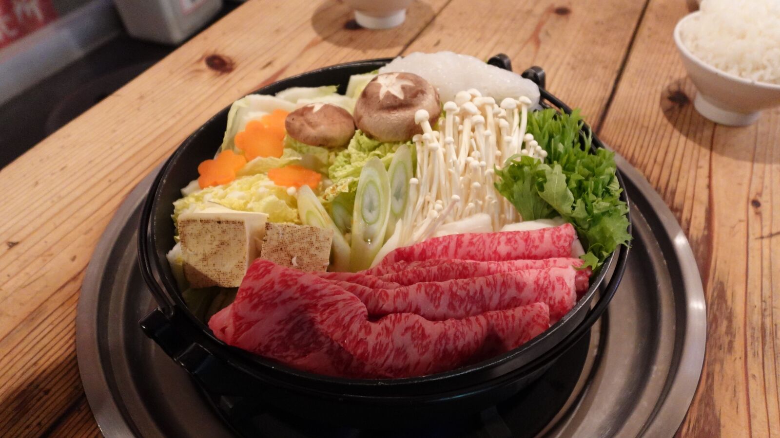 お肉屋さん直営店のA5ランクのすき焼きが安いです！ 大阪 あびこ 肉の