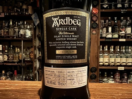 ☆アードベッグ シングルカスク#2518（60.8%） : Caamm Bar