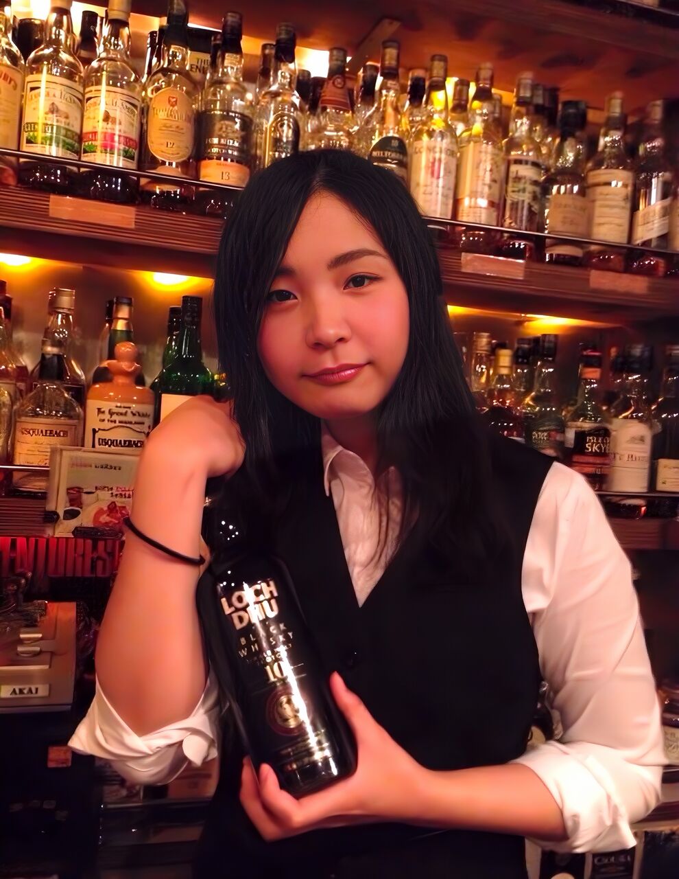 白黒ハッキリさせるウイスキー、ロッホデュー10年 : Caamm Bar (カーム