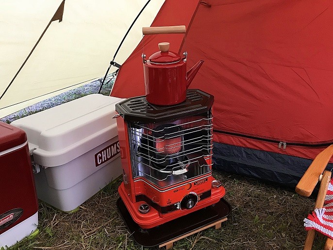 6年間使用 キャンプで使うホーローケトルはニトリがおすすめ 詳しくブログで紹介します ｋｕｔｉｋｏｍｉ