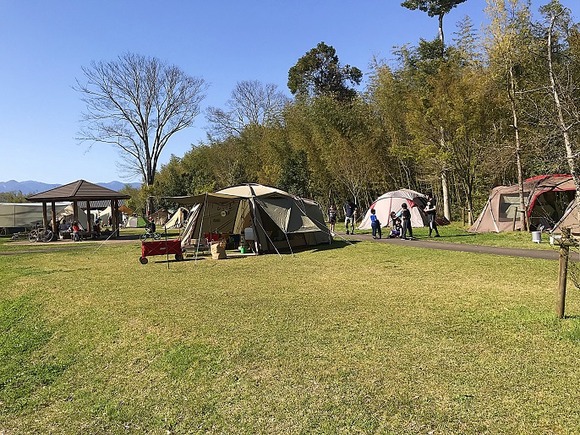 滋賀県で絶対おすすめの無料キャンプ場!20回以上利用した中主吉川公園 ...