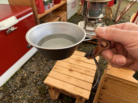シェラカップの持ち手カバーは自作する必要なし キャプテンスタッグのレザーハンドルカバーがかなりおすすめ kutikomi シェラカップの持ち手カバーは自作する必要なし キャプテンスタッグのレザーハンドルカバーがかなりおすすめ kutikomi