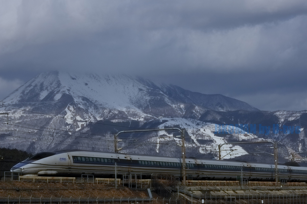 伊吹山と500系 天気予報はハズレ Jikoman 自己満足のページ 伊吹山と500系 天気予報はハズレ Jikoman 自己満足のページ