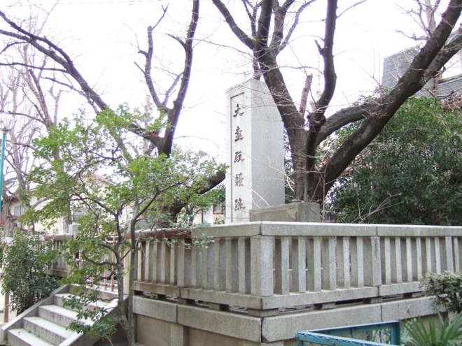 02大魚極殿跡mid