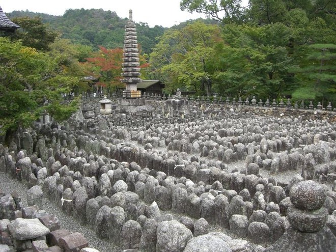 04化野念仏寺mid