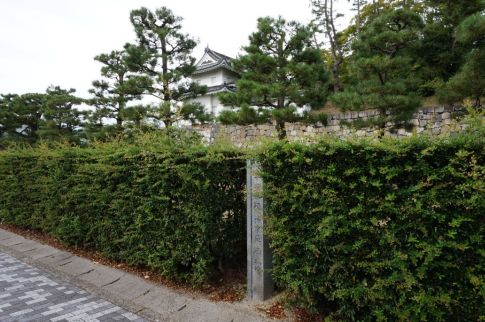 クリックで大きくなります