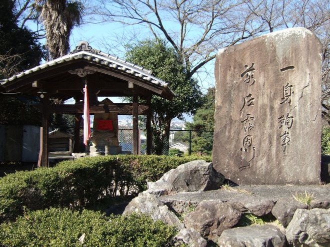 01蹴上地蔵mid