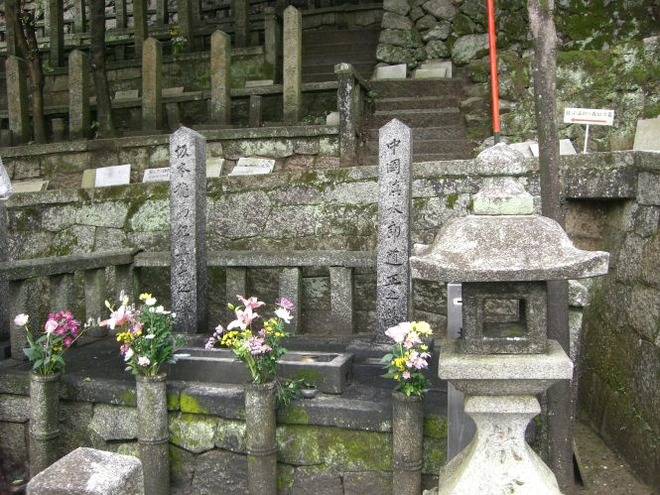 03墓所（３）mid