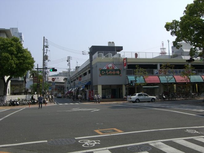 02ひろめ市場mid