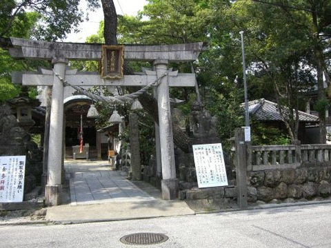 01薫的神社min