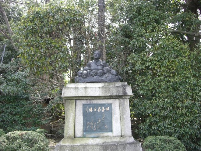 01師弟愛の像mid