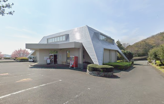 03展示館mid