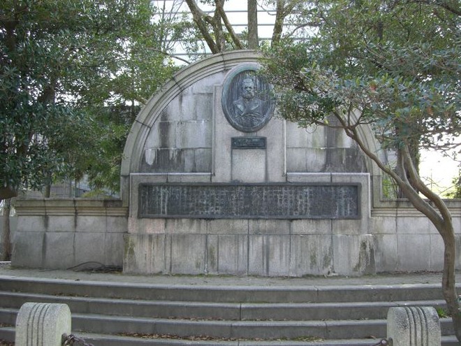 02ワグネル碑mid