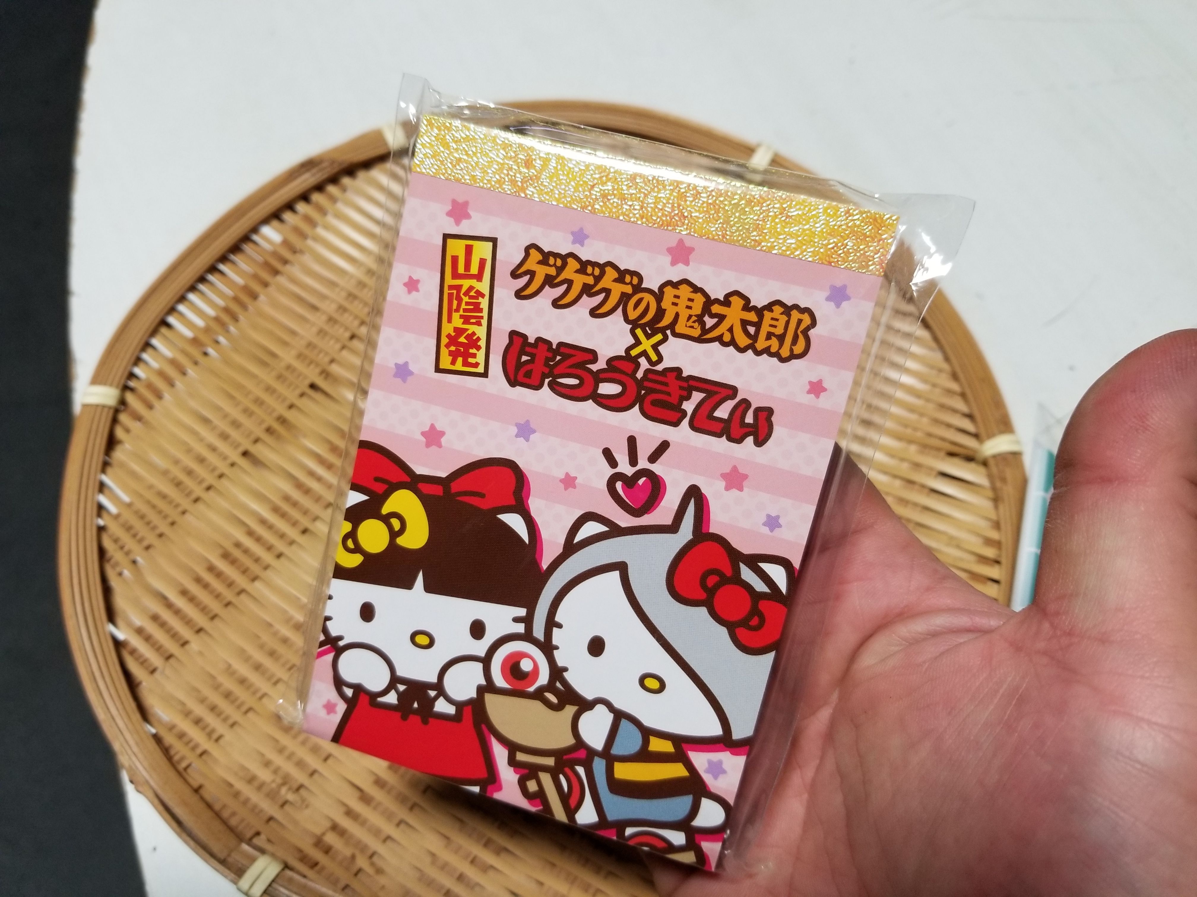 ラグビー日本代表×ハローキティ、ゲゲゲの鬼太郎コラボ商品登場