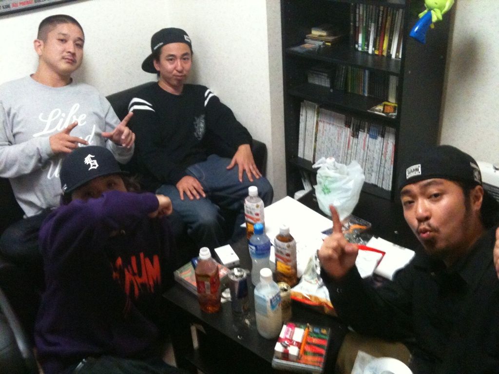 DJ ISSO WHO'S NEXT ？ DJ ISSO WHO'S NEXT ？ DJ ISSO PRESENTS