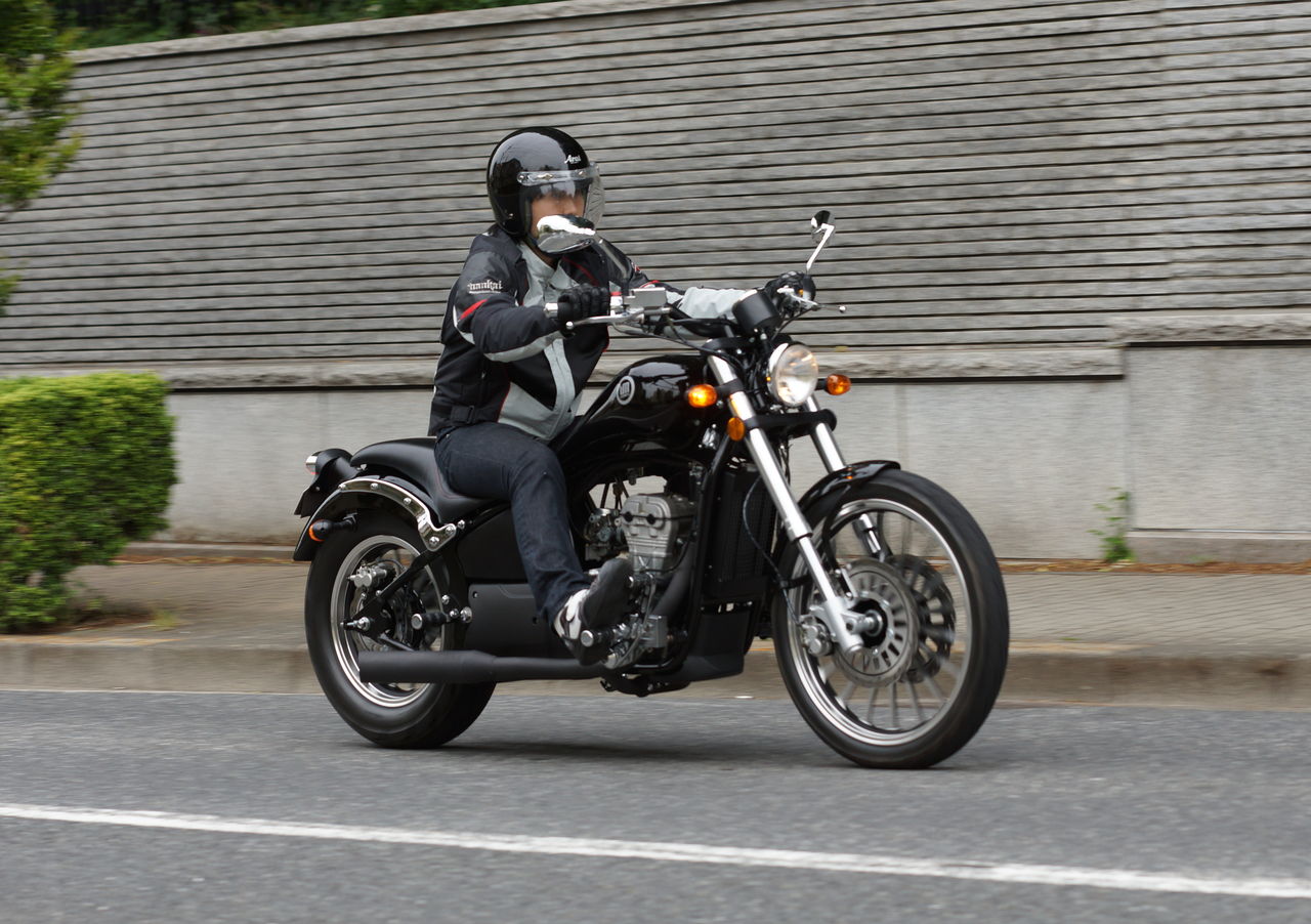 バルサ”出身、サイクルショーの注目モデルが今夏来日！ : ヤングマシン 