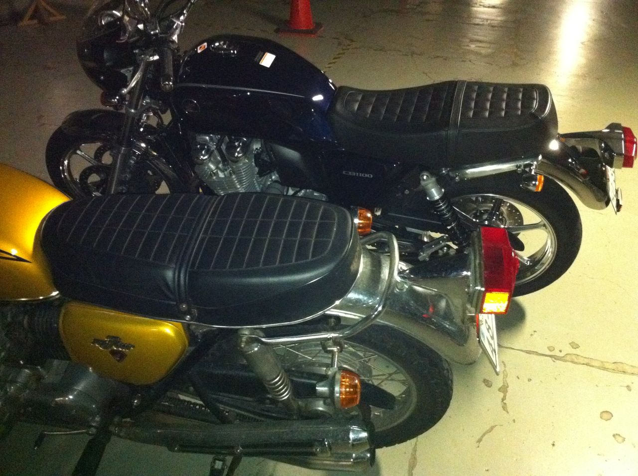 Cb1100のカスタム仕様に乗った ヤングマシン編集部バイクブログ