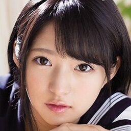 渚みつき 2019年の新星。怒涛の作品ラッシュ。その勢いで優勝を目指す。 渚みつき