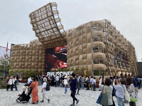 【本領発揮】 中年ロリコン、一人で大阪万博へ行く。