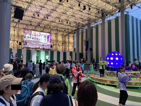 【本領発揮】 中年ロリコン、一人で大阪万博へ行く。