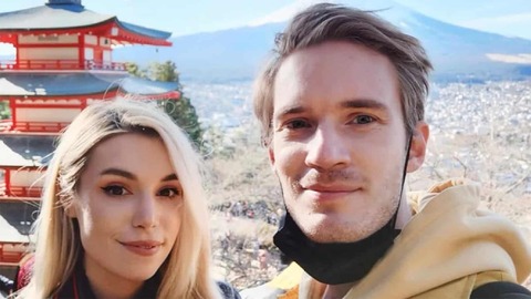 PewDiePie-finally-moves-to-Japan