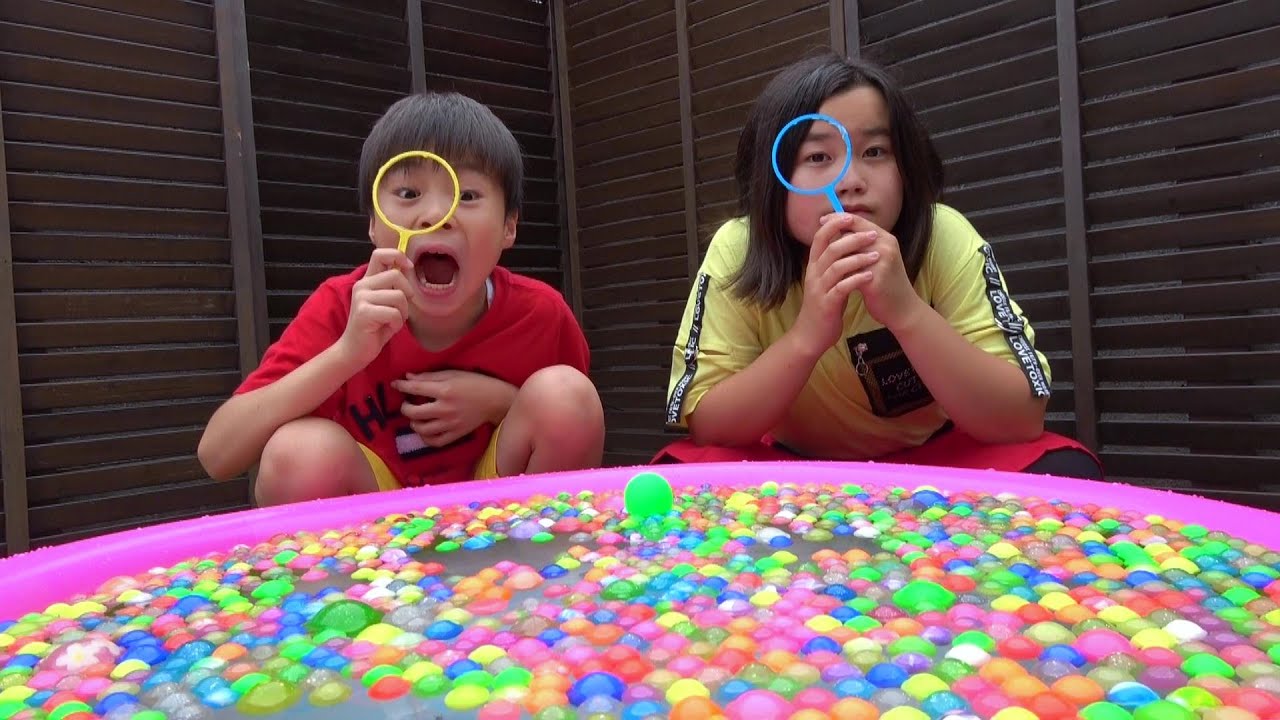 【キッズライン】こうくんねみちゃん スーパーボールすくい!? お金なくなった! ごっこ遊び Catch superball Carnival Games YouTuberコメ速報 【キッズライン】こうくんねみちゃん スーパーボールすくい!? お金なくなった! ごっこ遊び Catch superball Carnival Games YouTuberコメ速報