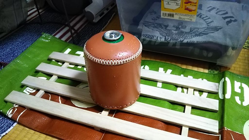 新年事始め Od缶レザーカバー 自作 キャンプとギターと風景と 新年事始め Od缶レザーカバー 自作 キャンプとギターと風景と