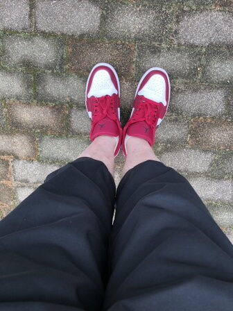 ����������AJ1����