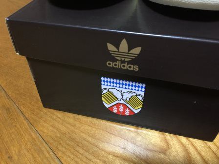 �ɥ�����