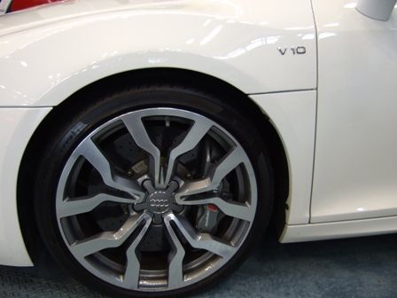 R8�ۥ�����