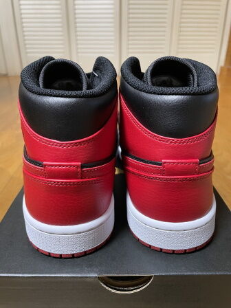 AJ1 mid bred4