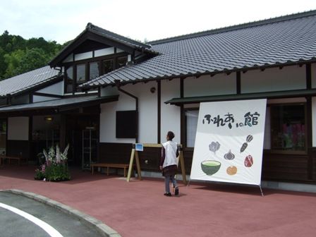 �դ줢����