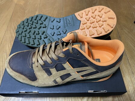 ��������8