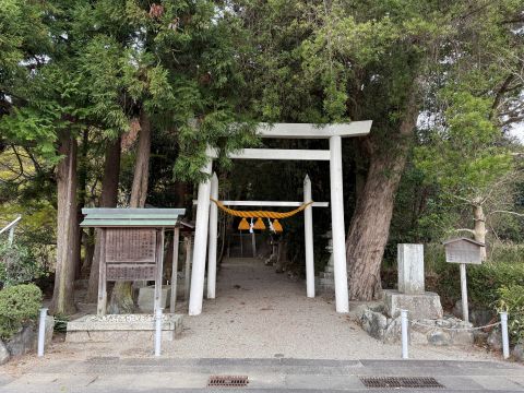神山神社
