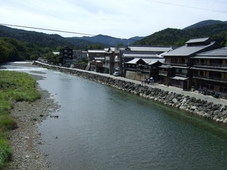 �޽�����