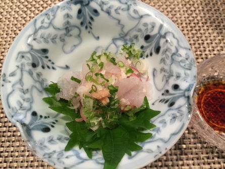 �٤饿����