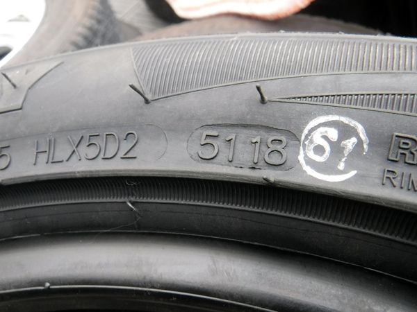 165 55r15で スペアタイヤ シエンタ Nsp170g ガレージ服部 165 55r15で スペアタイヤ シエンタ Nsp170g ガレージ服部