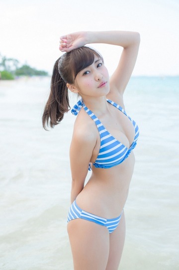佐野ひなこ