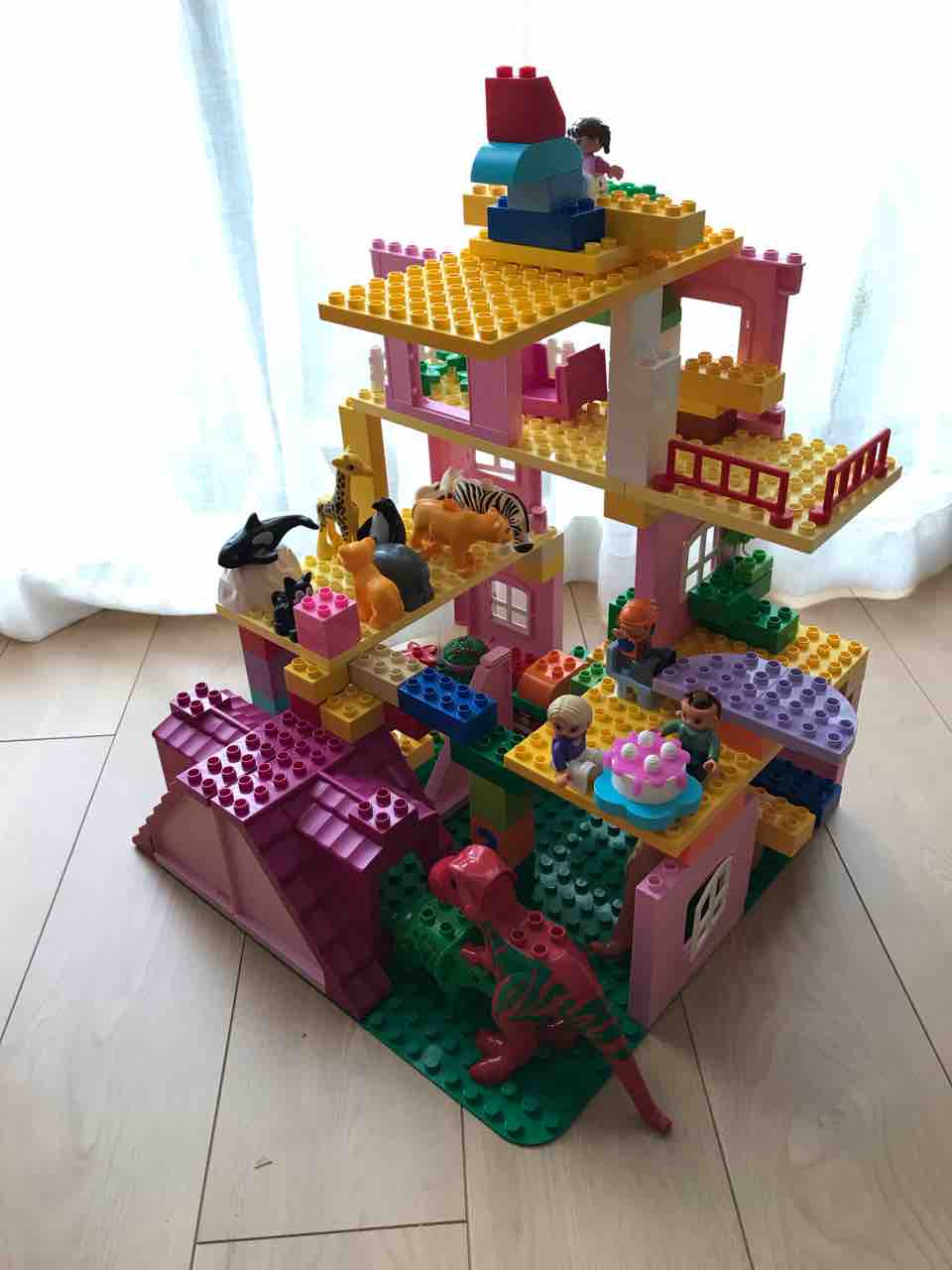 レゴデュプロ作品集 恐竜と暮らす家 地方出身 建築 まちづくり系会社員yozoの子育てを楽しみ 子連れ二拠点居住を模索するブログ