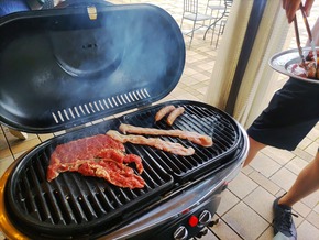 BBQ10