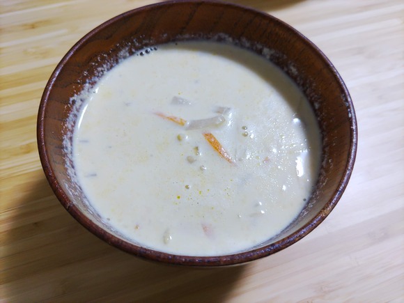 ミルク味噌スープ